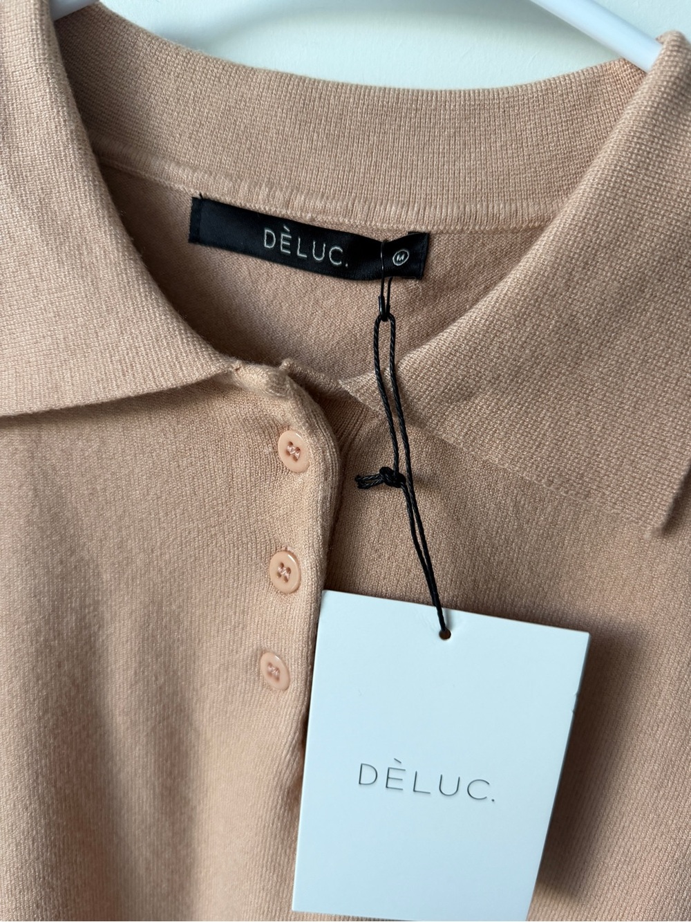 Dèluc Cassio Sleeveless Polo Sweater Top Beige Tan M NWT - Picture 3 of 6